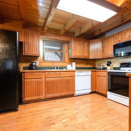 Pigeonforge Cabin Game Roomdog Friendlyhot Tub Pigeon Forge Eksteriør bilde