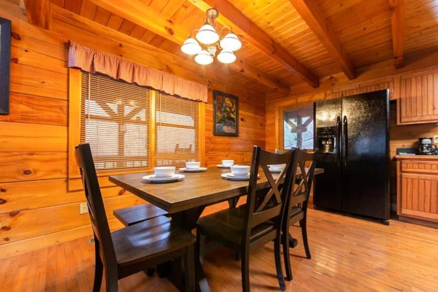Pigeonforge Cabin Game Roomdog Friendlyhot Tub Pigeon Forge Eksteriør bilde