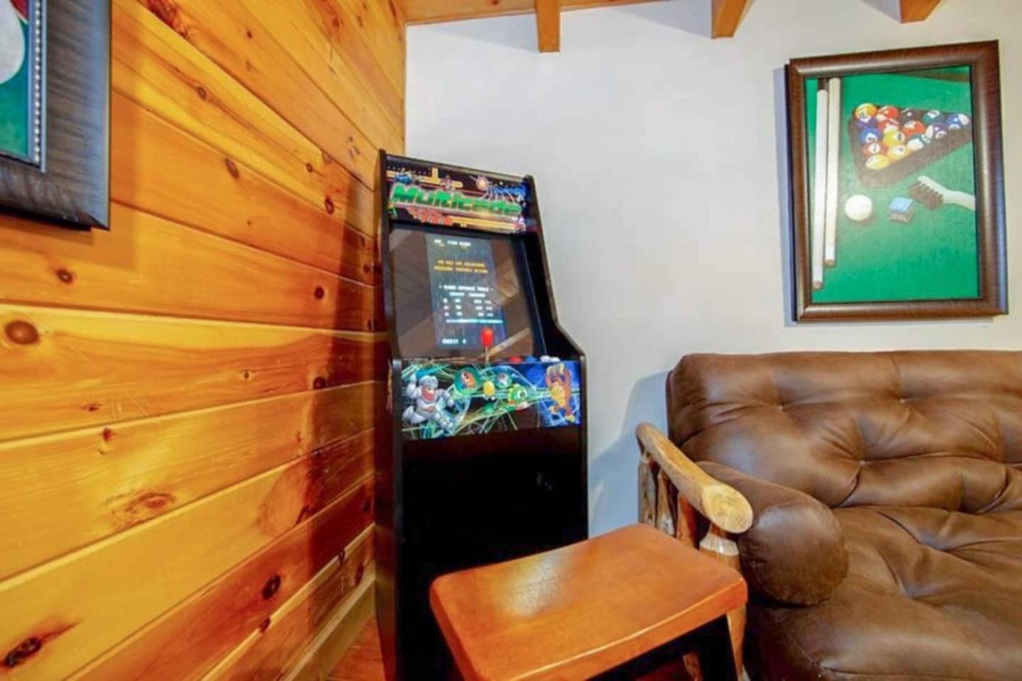 Pigeonforge Cabin Game Roomdog Friendlyhot Tub Pigeon Forge Eksteriør bilde