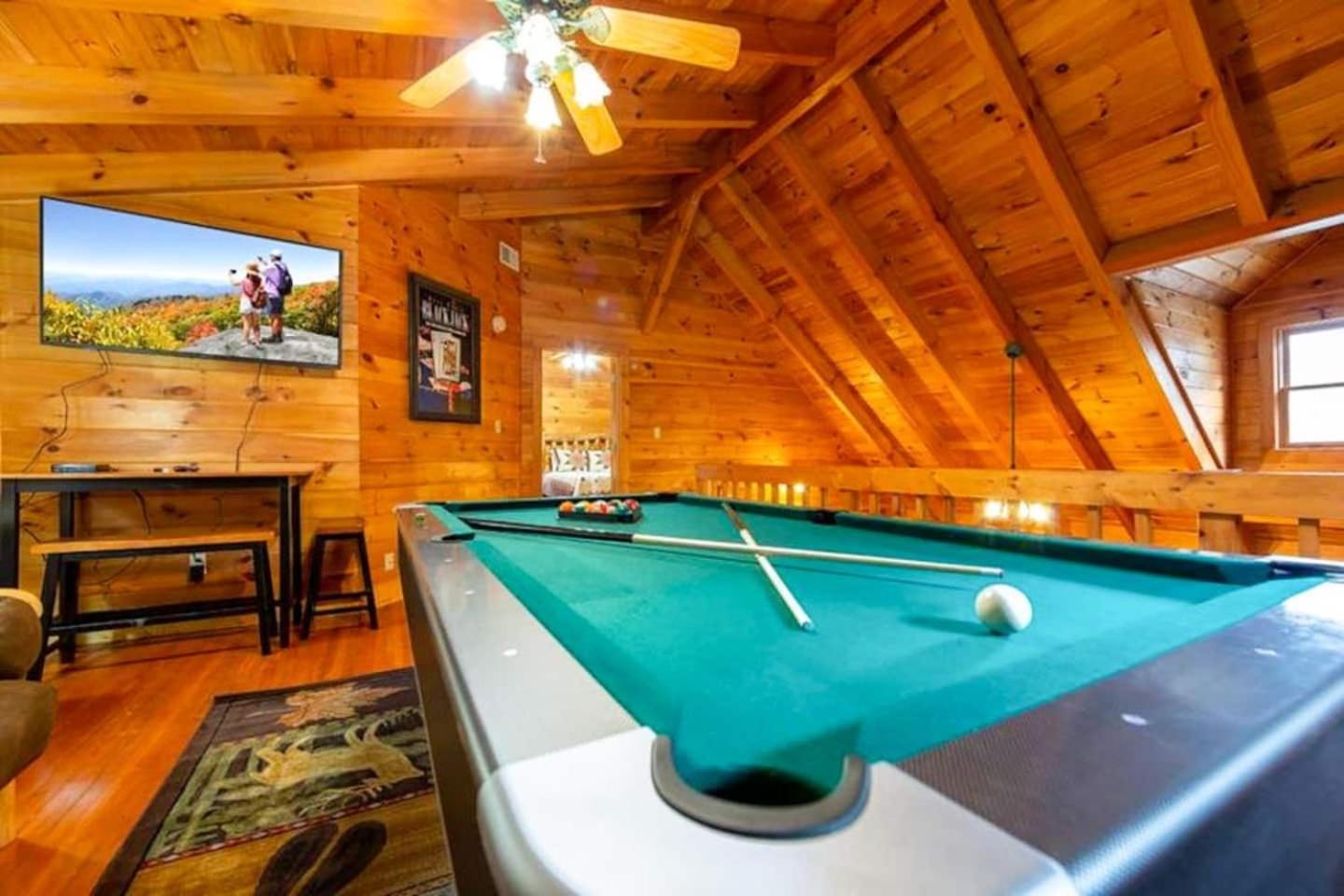Pigeonforge Cabin Game Roomdog Friendlyhot Tub Pigeon Forge Eksteriør bilde
